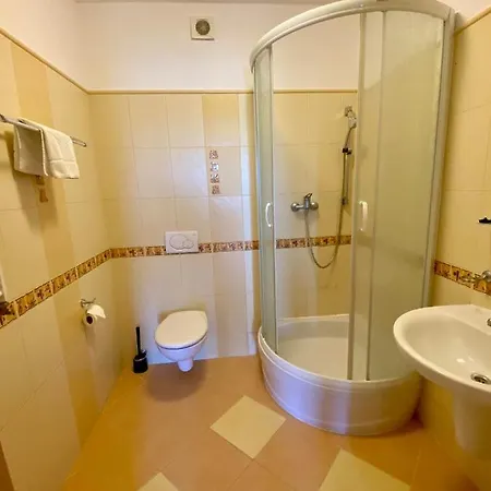 Bed & Breakfast Dominik 4*