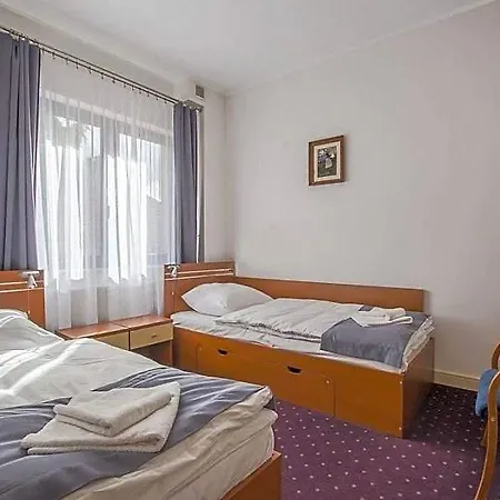Bed & Breakfast Dominik 4*